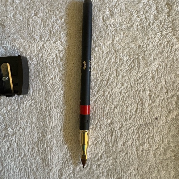 CHANEL Le Crayon Levres Scarlet - Picture 1 of 4